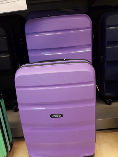 Kufferter_i_forskellige_ farver
